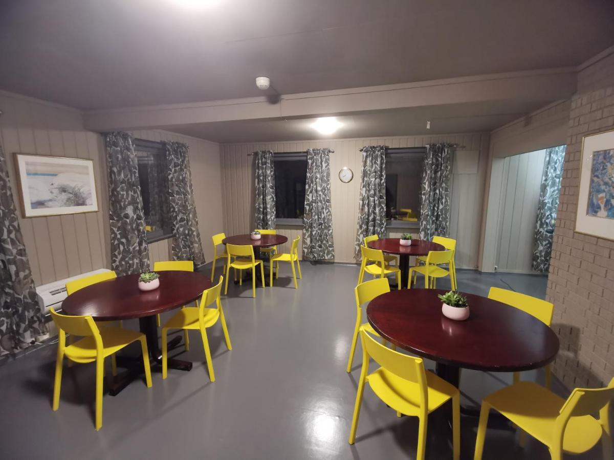Lovisenlund Hostel Ovrebo Buitenkant foto