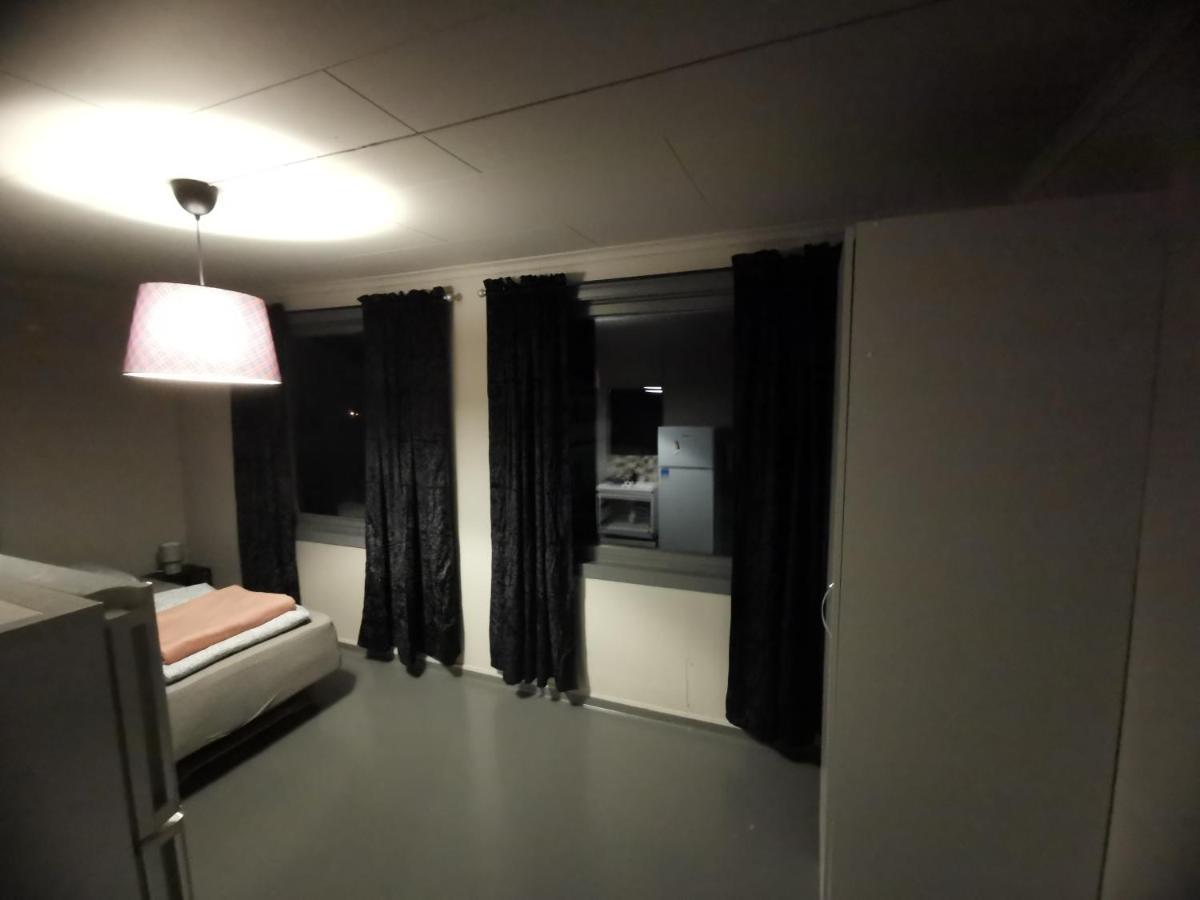Lovisenlund Hostel Ovrebo Buitenkant foto