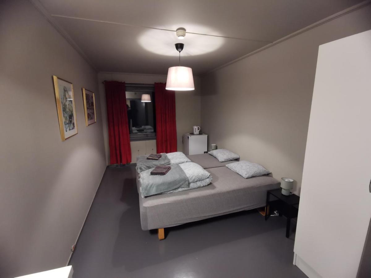 Lovisenlund Hostel Ovrebo Buitenkant foto